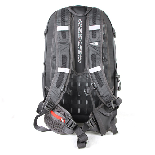 The North Face ADUX2V5红色1.jpg