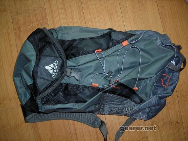 7. Vaude Ultra Hiker 20，六七成新，腰带被剪掉。转让价RMB 80。